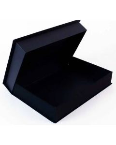 Arkiv&aelig;ske A4+ sort syrefri med h&aelig;ngslet l&aring;g . H.5cm x B.22cm x L.31cm